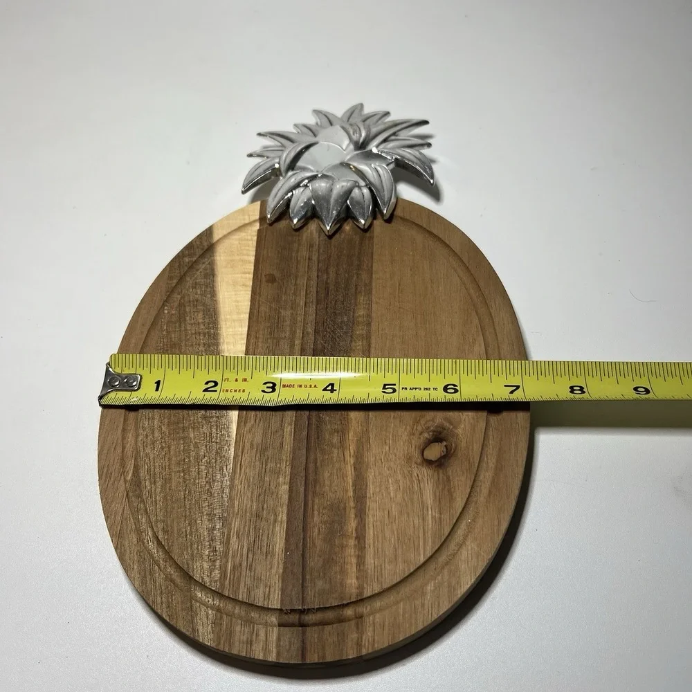Wooden Pineapple‎ Cutting Board W/ Metal Top